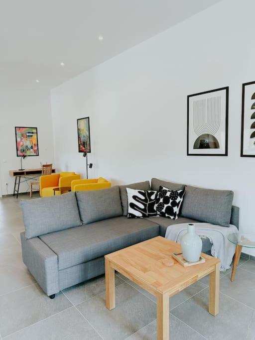 Apartment 100 Qm Im Weindorf - Balkon/Garage Aspisheim Eksteriør bilde